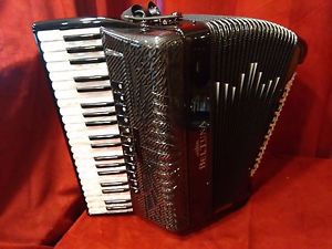 NEW Beltuna Piano Accordion Leader IV Fly Double Tone Chamber LMMH 41 120