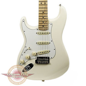 Brand New Fender American Professional Stratocaster Left-Handed in Olympic White
