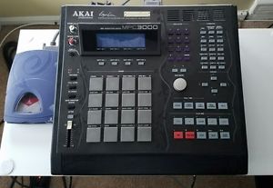 AKAI MPC 3000 LE/3.5 OS/IOMEGA 250 ZIP DRIVE