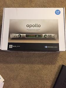 Universal Audio Apollo Quad Core Original Box UAD 2