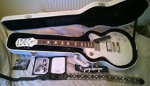 Epiphone Les Paul Tommy Thayer White Lighting w/case/documents and strap outfit
