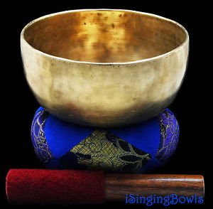 Antique Tibetan Singing Bowl: Thado 7 1/8", circa 18th Centruy, A3 & D#5. VIDEO