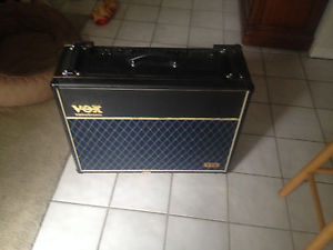 vox combo amp with pedal board