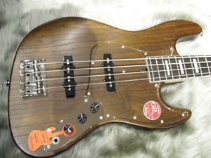 Bacchus WOODLINE DX4/E Bass Guitar NEW from Japan Free Shipping.