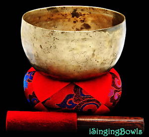 Antique Tibetan Singing Bowl: Thado 7 1/2", circa 18th, G3 & C#5.VIDEO