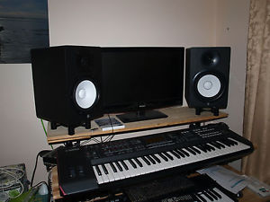 Yamaha Moxf6 Synthesizer mit Flash Speicher 1024 MB