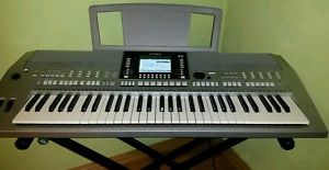 Yamaha PSR S 910