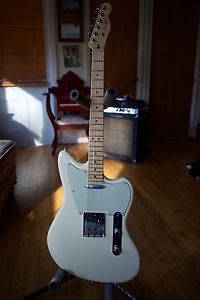 FENDER AMERICAN STANDARD OFFSET TELECASTER LIMITED EDITION WHITE MINT