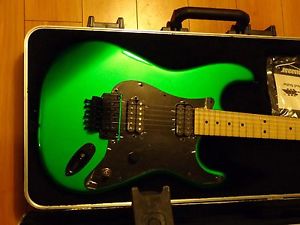 2008 Charvel USA Sparkle Green Pro Mod with Dimarzios and Floyd Rose - Excellent
