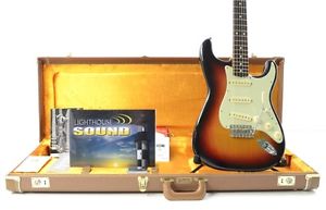 Fender American Vintage 62 RI Stratocaster Electric Guitar- Sunburst w/OHSC