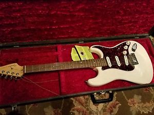 Fender American Deluxe Stratocaster Electric Guitar