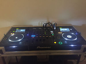 2 cdj 2000 excellent état