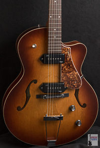 Mint Godin 5th Avenue Kingpin CW II Cognac Burst P-90's Hollow Archtop