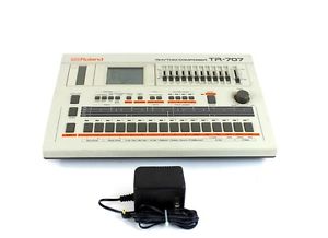 Roland TR-707 Rhythm Composer Drum Machine TR707