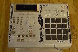 Akai MPC2000XL - Custom
