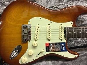 Fender American Elite Strat W/HSC  Stratocaster Locking Tuners Tobacco Burst