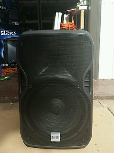 A Pair of Alto TS115A 15" Active 2-Way Speaker LN WITH COVERS