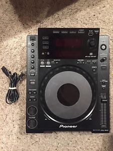 Pioneer CDJ-900