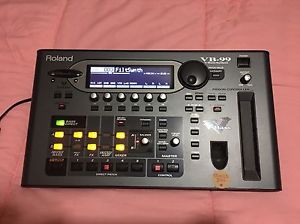 Roland VB99 W/Roland FC-300 Foot Controler
