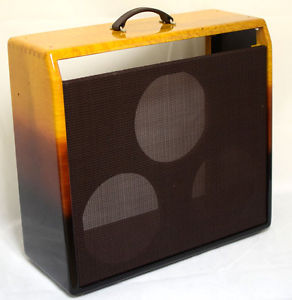 Fender Vibro King Empty Wood Cabinet 3-Tone Sunburst / BEM
