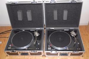 2x Technics 1210 M5G's W/ Odyssey cases EXCELLENT L@@@@K!!!
