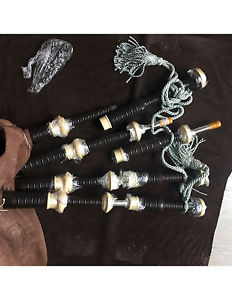 Naill Bagpipes (1976)