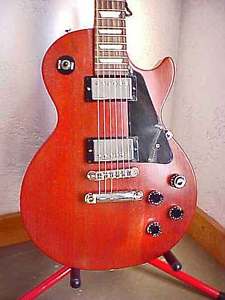 MINT GIBSON LES PAUL STUDIO GUITAR Red Mahogany 2005 w/ OHSC