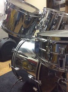 Vintage 1976 LUDWIG Chrome Over Wood "Big Beat" Set with Supraphonic