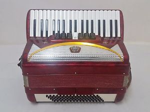 Red settimio soprani by Scandalli accordion akkordion 80 bass Italy mint !!!!!