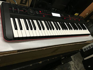 Korg Kross 61 key keyboard music workstation synthesizer in box //ARMENS