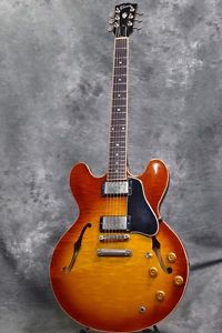 Gibson USA ES-335 Dot Reissue Light Burst VG condition 2000sw/Hard Case