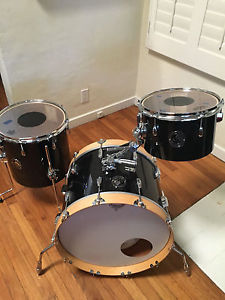 Masters of Maple Concert Tom Drum Set: Neo Classic 20/12/14 Brand New
