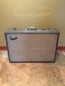 Vintage 1960s Supro 6489 VR Vibo Verb