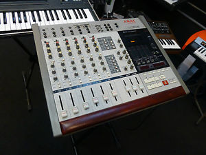 AKAI MG614 MG-614 6-CHANNEL MIXER 4-TRACK TAPE CASSETTE RECORDER ANALOG