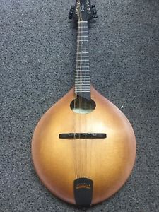 Breedlove Premier OO Mandolin