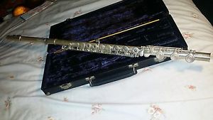 vintage sterling Artley  Silver 9-0 USA Made Flute with Case open hole