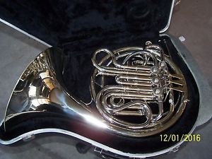 HOLTON H-379 FRENCH HORN-NOT PERFECT, BUT REALLY NICE & PLAYS AS IT SHOULD
