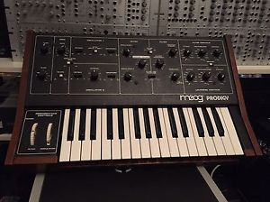 MOOG Prodigy Vintage Analog Synthesizer mit CV / Gate  (342)
