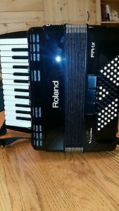 Roland Accordion