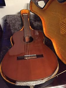 1970 Garcia grade 1 Classical guitar with case, Japan