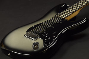 Fender: Electric Guitar American Deluxe Stratocaster HSH Silver Burst USED