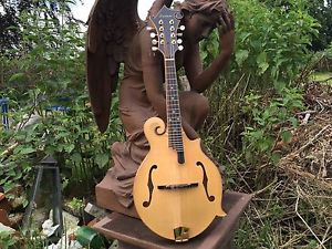 Eastman F-Style Mandoline MD915 mit Case - Bluegrass
