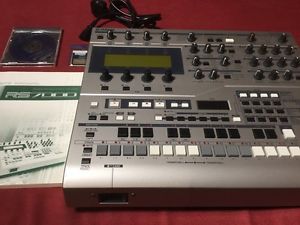 Yamaha rs7000 sequencer midi sampler groove box RS 7000 yamaha
