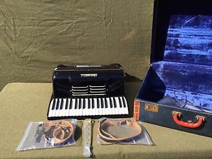 ~Vintage ~Crucianelli~Accordion By:Pancordion Inc.Italy/#N.435343/USA.N.2448682