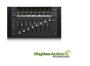 AVID ARTIST MIX CONTROLLER / 8-CHANNEL SURFACE MIXER FOR PRO TOOLS/DIGIDESIGN