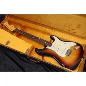 Fender USA American Vintage 62 Stratocaster Thin Lacquer 3CS/R From JAPAN #H90