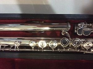 Yamaha 511 Professional model flute