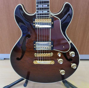 YAMAHA SAS1500 SEMI HOLLOW