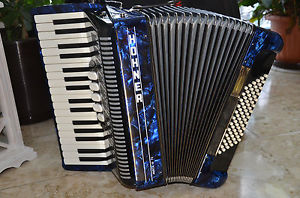 Akkordeon  Hohner Amica III/72, 3-chörig