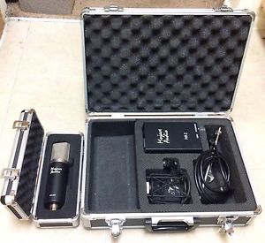 Mojave Audio MA-200 Tube Condenser Microphone With Case